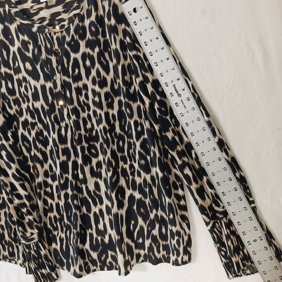 Calvin Klein XL Leopard Long Sleeve Top W/ Ruffled Sleeve Hem, 1/4 Button Front - Picture 12 of 16